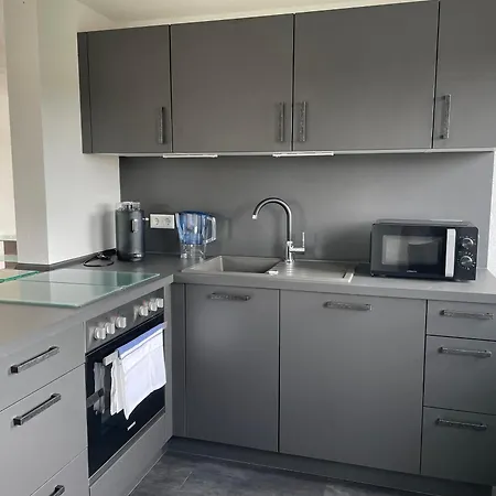 شقة 3,5-zimmer, Geraeumige Und Wunderschoene Ferienwohnung In بالينغن